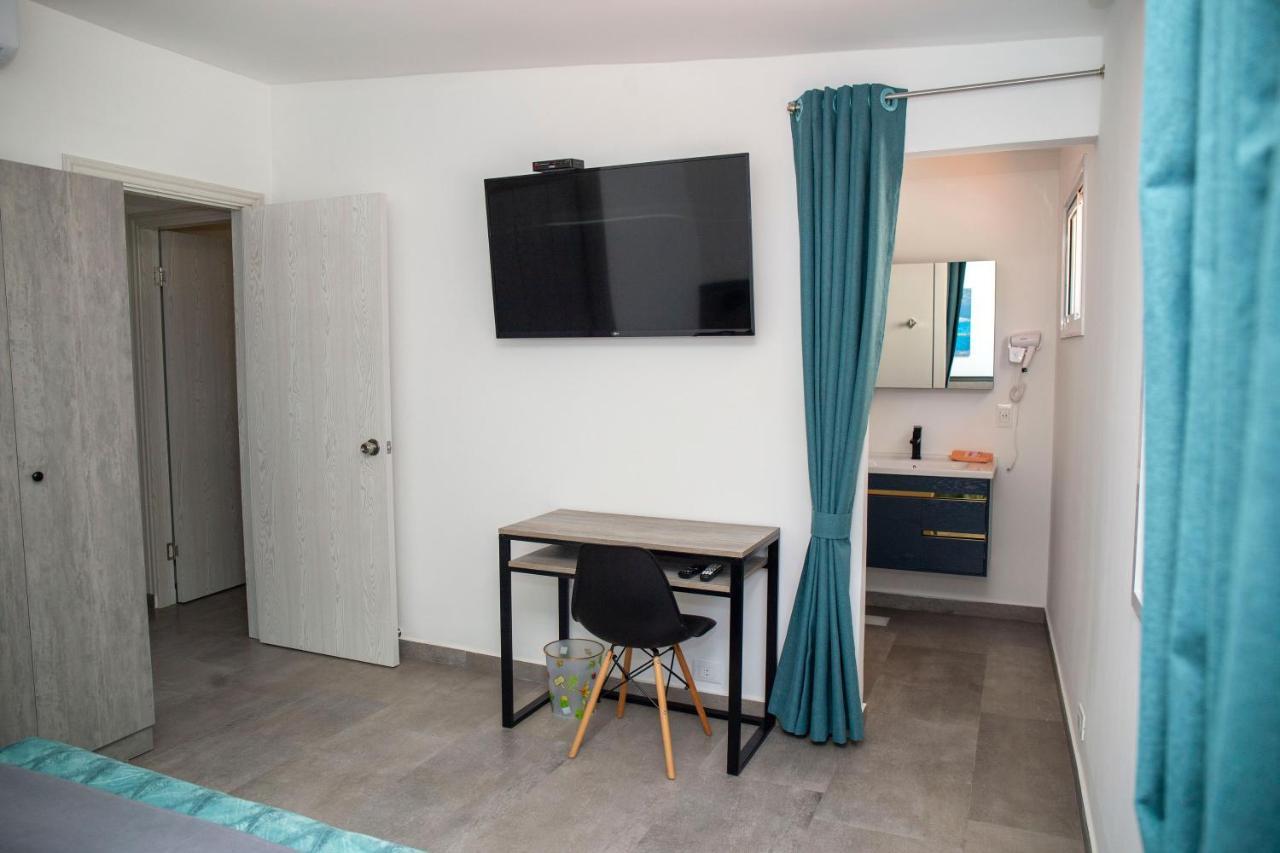 Hotel Oasis-Dream Holidays - La Petite France Σαν Μπερναρντίνο Εξωτερικό φωτογραφία