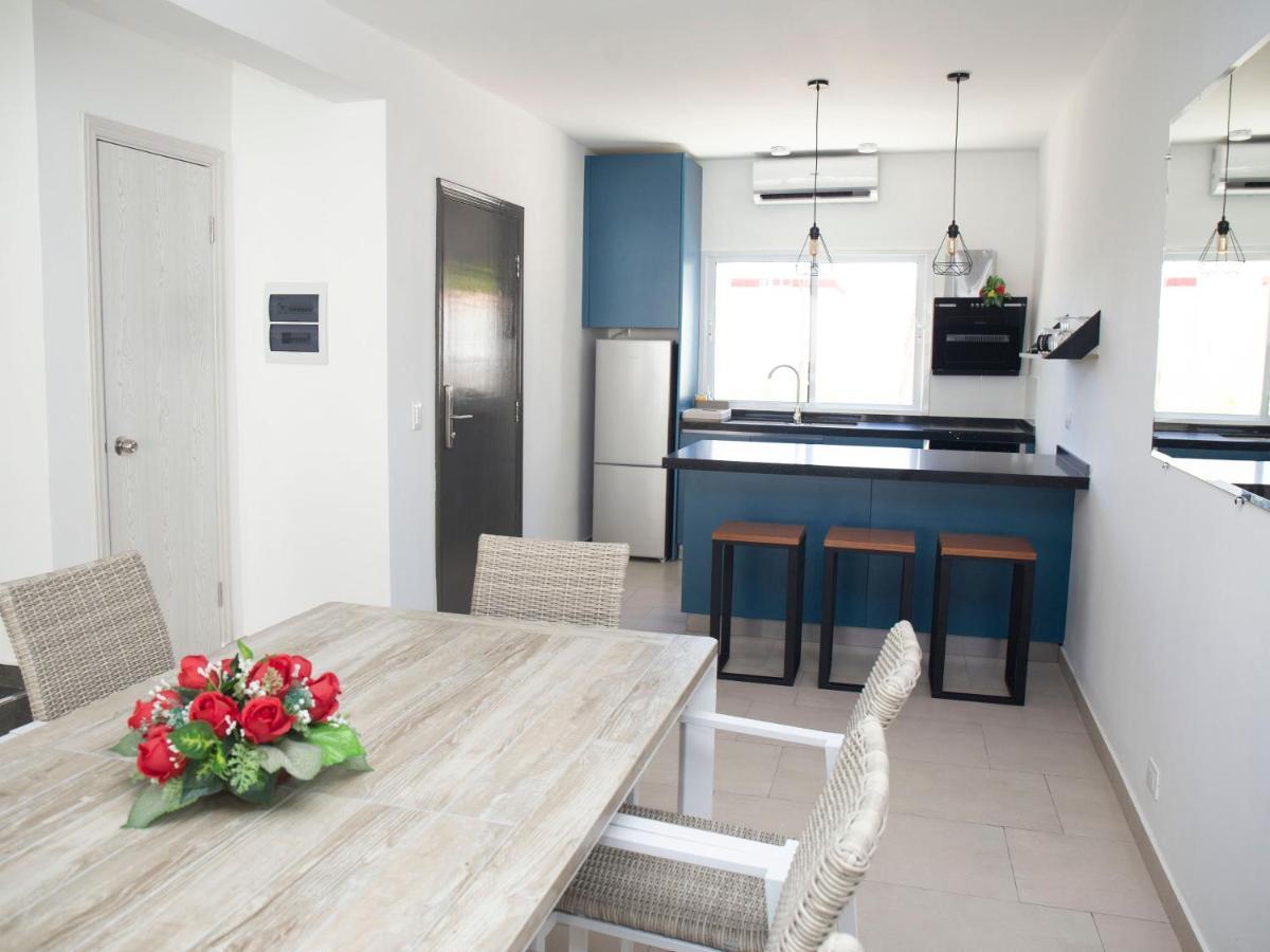 Hotel Oasis-Dream Holidays - La Petite France Σαν Μπερναρντίνο Εξωτερικό φωτογραφία