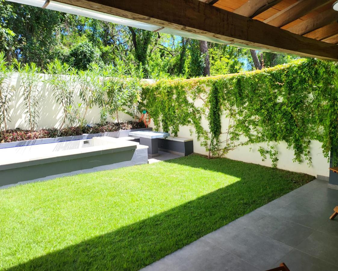Hotel Oasis-Dream Holidays - La Petite France Σαν Μπερναρντίνο Εξωτερικό φωτογραφία