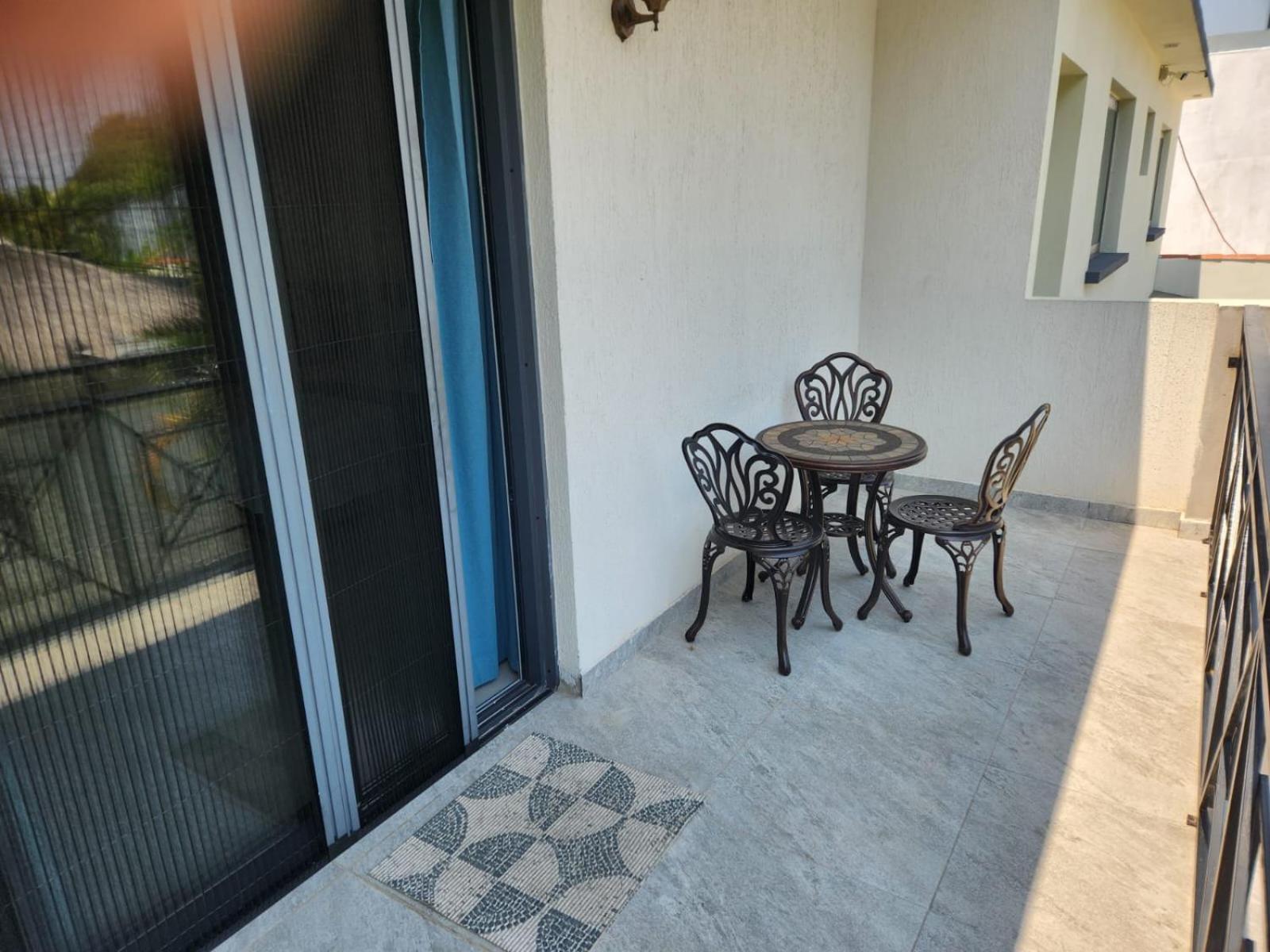 Hotel Oasis-Dream Holidays - La Petite France Σαν Μπερναρντίνο Εξωτερικό φωτογραφία