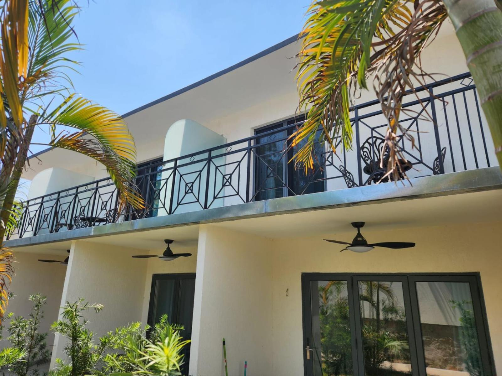 Hotel Oasis-Dream Holidays - La Petite France Σαν Μπερναρντίνο Εξωτερικό φωτογραφία