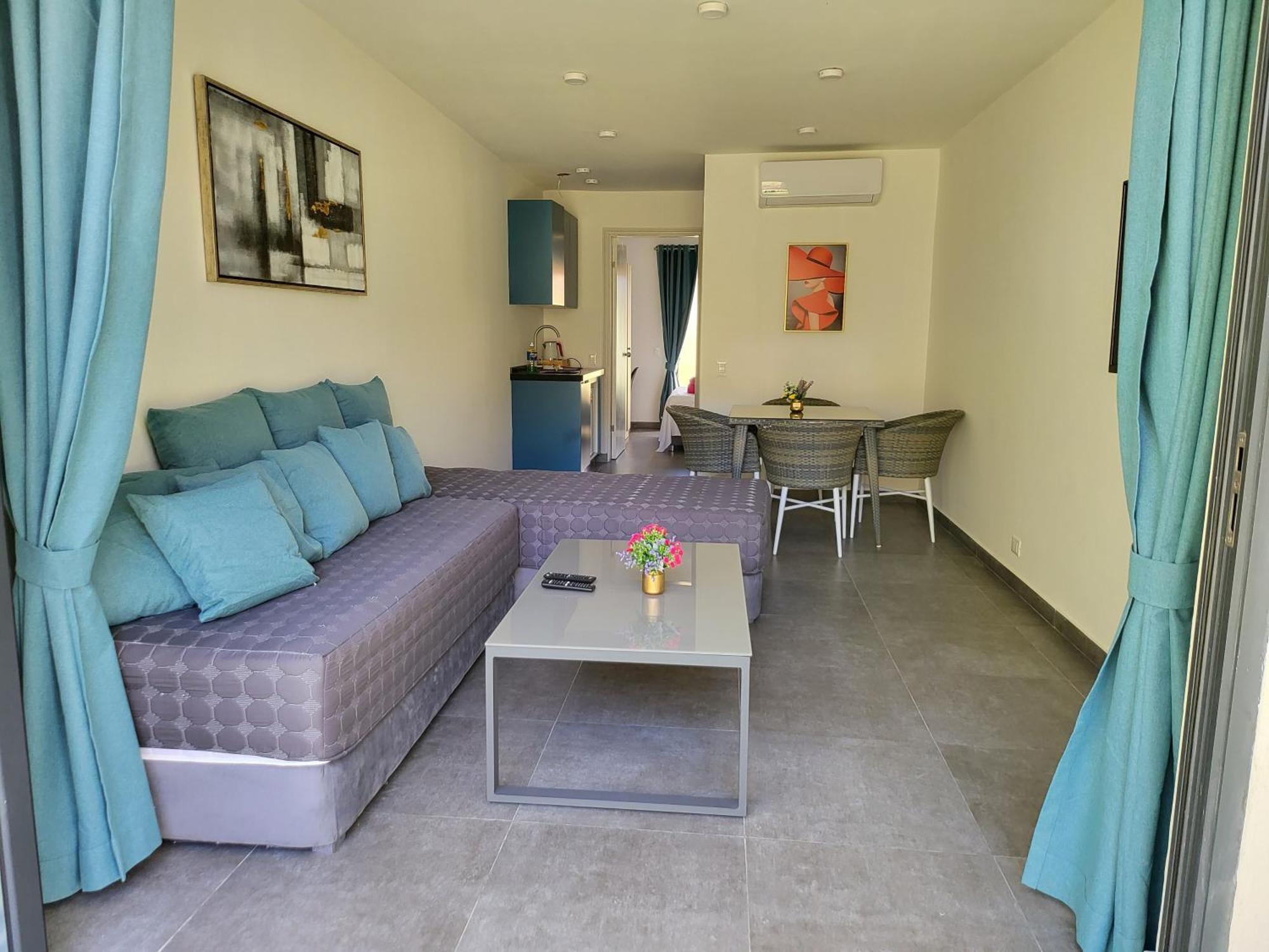 Hotel Oasis-Dream Holidays - La Petite France Σαν Μπερναρντίνο Εξωτερικό φωτογραφία