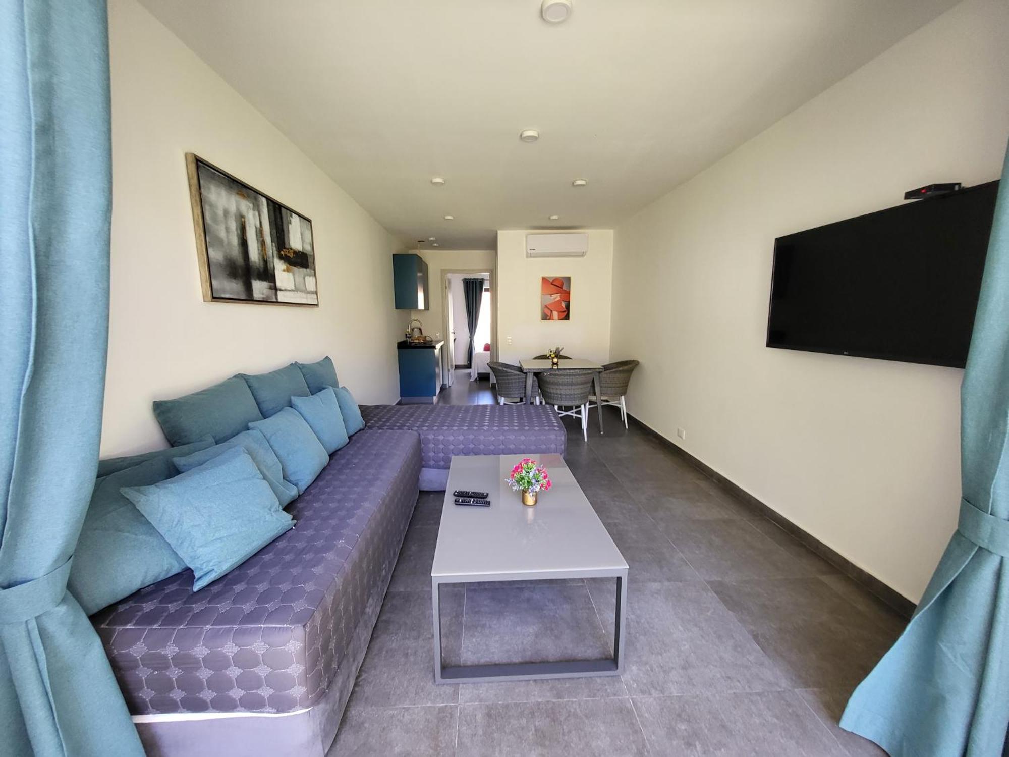 Hotel Oasis-Dream Holidays - La Petite France Σαν Μπερναρντίνο Εξωτερικό φωτογραφία